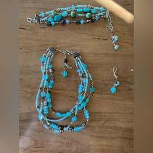 Tres Jolie Necklace & Bracelet Set